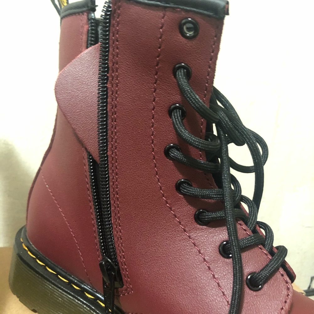 DR.MARTENS - Picture 3 of 3